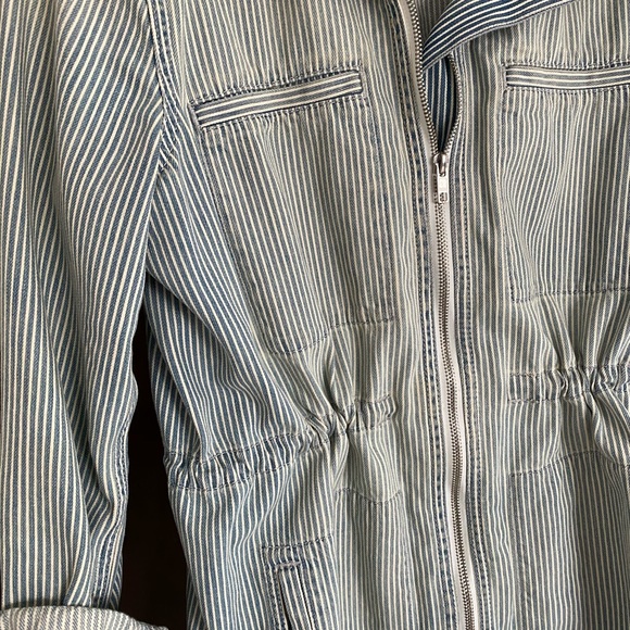 GAP Scout Utility Jacket - Picture 2 of 12